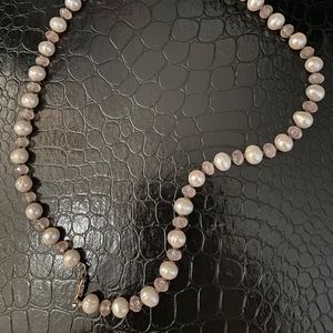 Pearl and quartz necklace